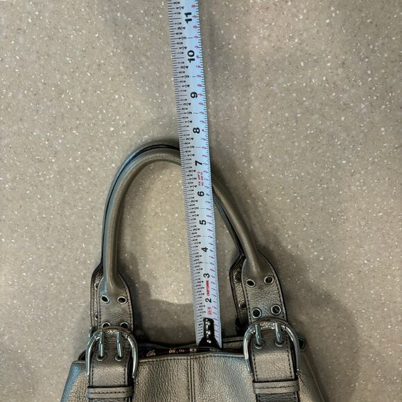 Tignanello Gold Metallic Silver Pebble Leather Magnetic Snap Hobo Bucket Handbag - Picture 9 of 10
